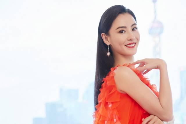 娱乐资讯每日爆料最新,今日热点事件大追踪！